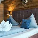 Alpennest Otel Leutasch