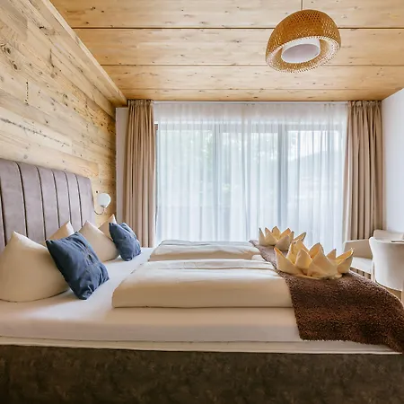 Alpennest - Mountain Hideaway In 3*