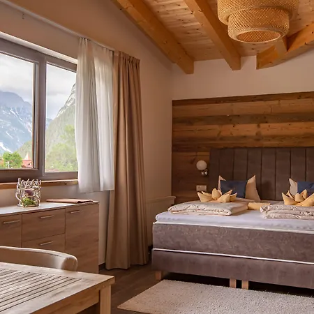 Alpennest - Mountain Hideaway In Leutasch