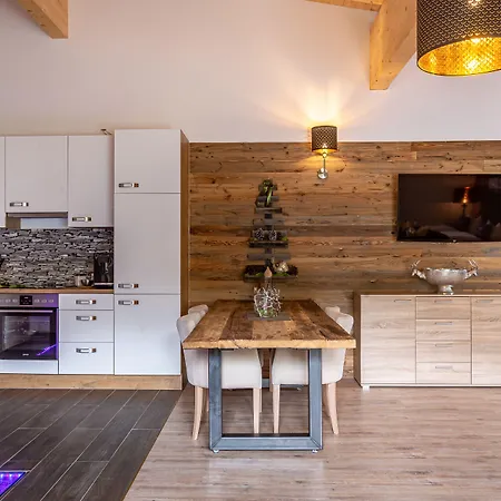 Alpennest - Mountain Hideaway In Hotel 3*