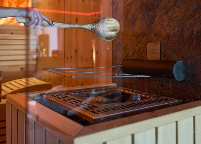 酒店 Alpennest 洛伊塔施