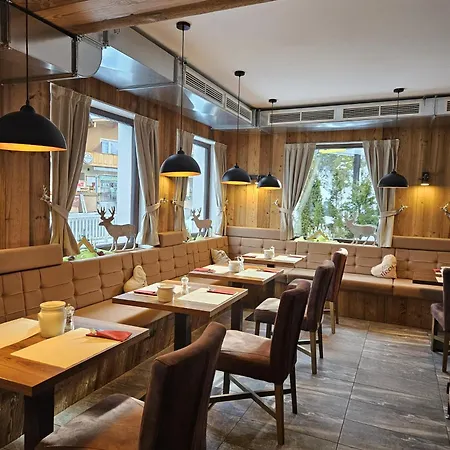 Alpennest 3* 洛伊塔施